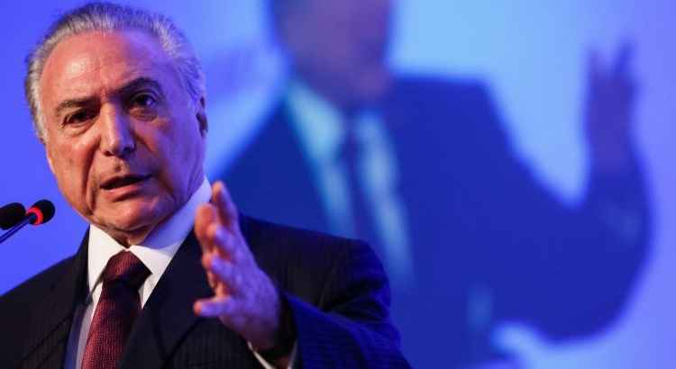 Temer citou ações como a liberação de contas inativas do FGTS, com uma injeção de cerca de R$ 35 bilhões a R$ 40 bilhões na economia e citou a continuidade de programas sociais continuam