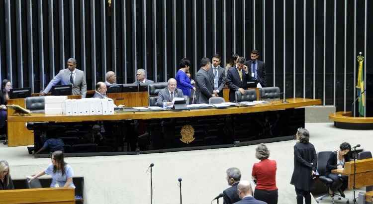 O conselho, composto por 21 deputados titulares e 21 suplentes, é responsável por decidir pela abertura de processos que podem, entre outras sanções, levar à cassação do mandato parlamentar