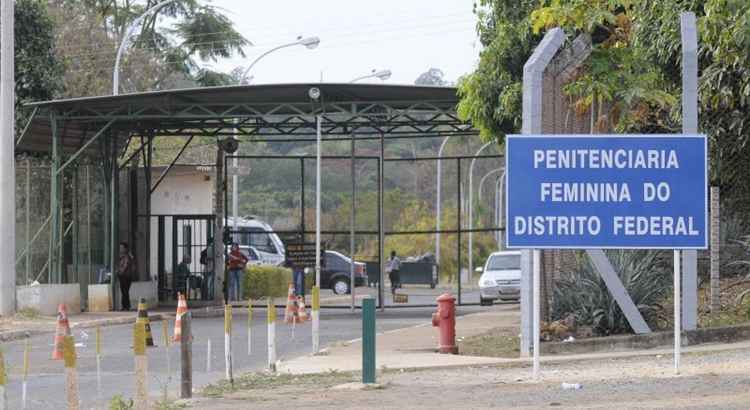 Detentas da Penitenciária Feminina do DF que participarem do curso poderão pedir remissão de pena por horas de frequência escolar