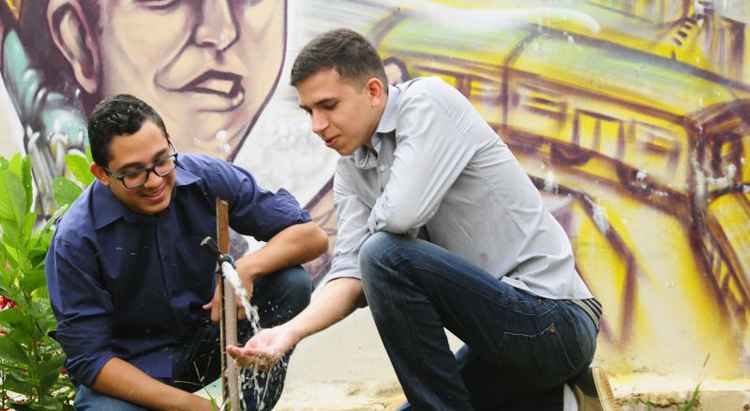 Escola de Ceilândia capta água da chuva para ensinar uso consciente