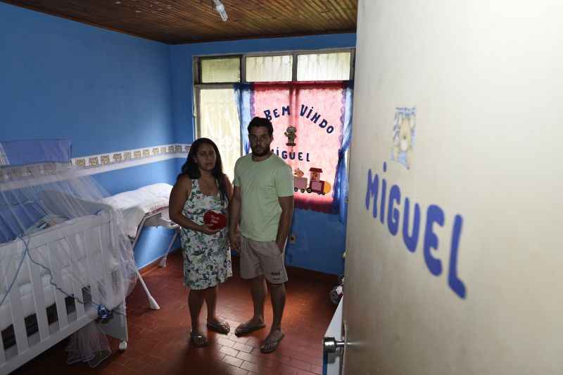 Louhanne e o marido, Jeferson, recorreram ao Judiciário para que o filho, Miguel, fizesse uma cirurgia para corrigir anomalia grave no coração, mas a criança não resistiu