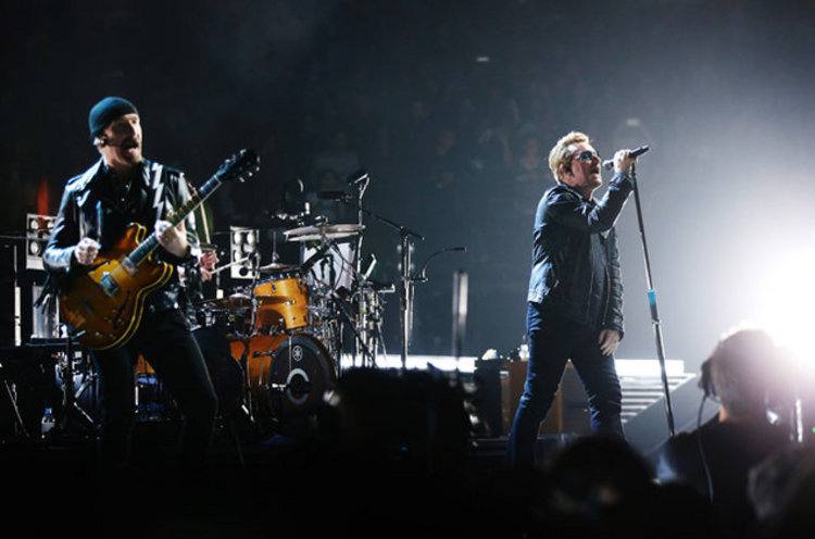 U2 estreia música inédita em show no Canadá