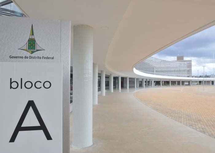 O Centro Admnistrativo de Brasília (Centrad), em Taguatinga, custou cerca de R$ 1 bilhão, mas está com o habite-se suspenso pela Justiça