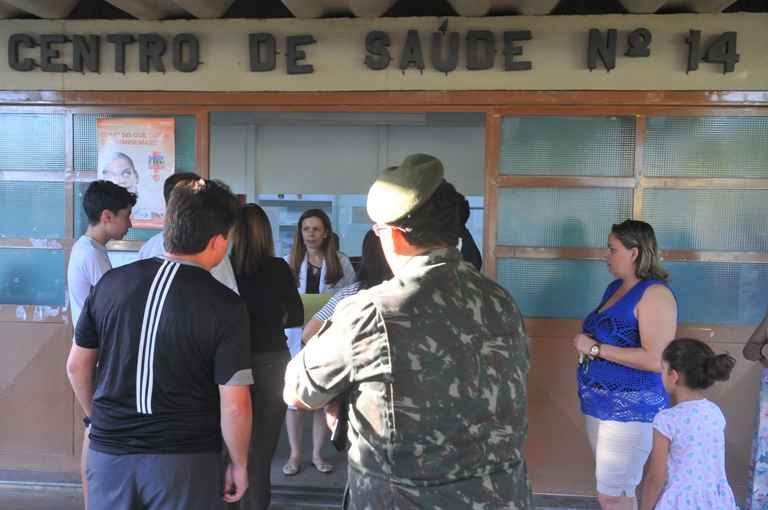 Mais de 400 pessoas se vacinaram no Centro de Saúde nº14 do Cruzeiro. Várias unidades no DF ficaram sem doses