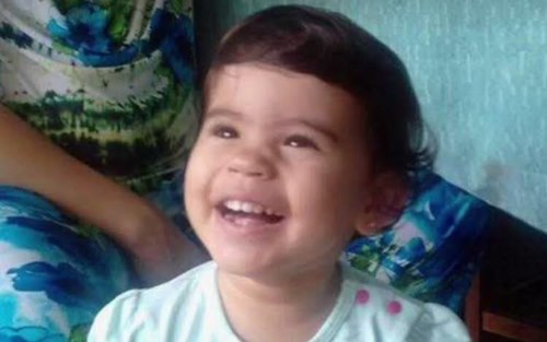 Bebê de um ano e meio morre afogada em piscina de casa, em Goiânia