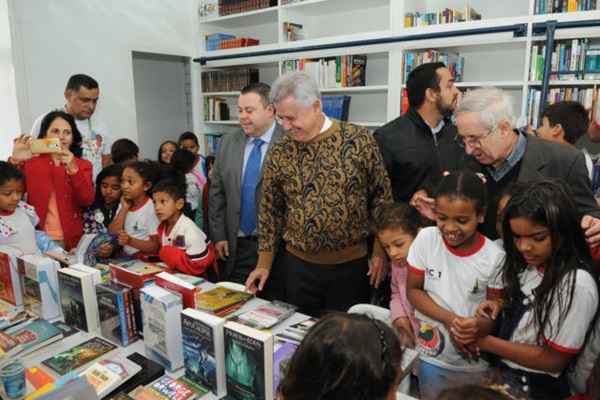 Governador de Brasília, Rodrigo Rollemberg, inaugura, nesta segunda-feira (26), biblioteca pública no Riacho Fundo II