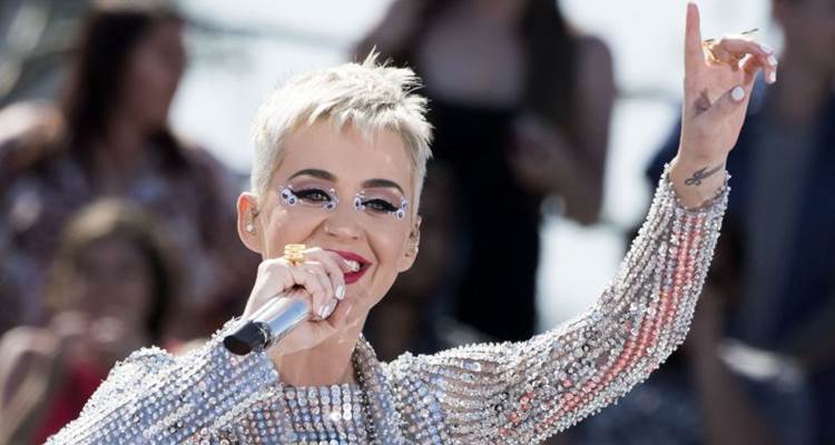 'Witness' é o álbum em que Katy Perry decidiu mostrar inovações em seu som