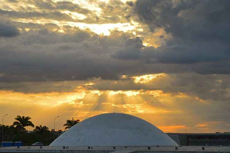 Sem previsão de mudança nos termômetros, frio deve continuar pelos próximos dias