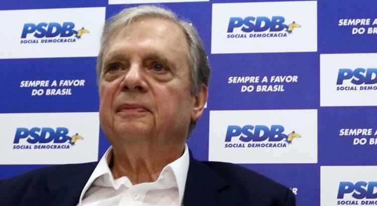 Tasso disse, em coletiva de imprensa, que a legenda vai aguardar o término da votação da admissibilidade da denúncia por corrupção passiva contra Temer na Comissão de Constituição e Justiça (CCJ) da Câmara