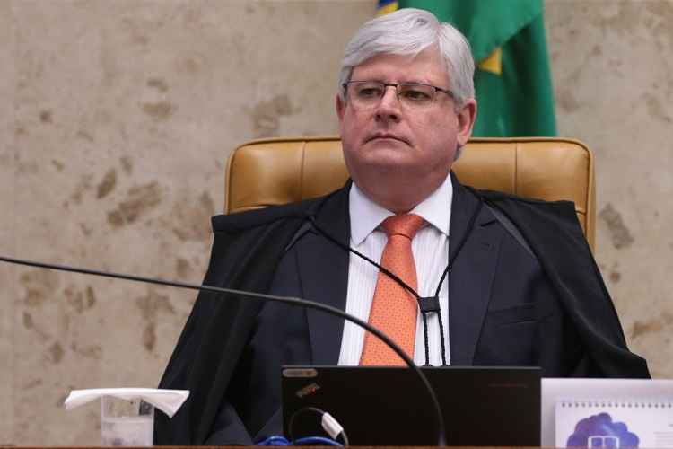 Procurador-geral da República afirma que é cedo para dizer se foi ou não obstrução de Justiça