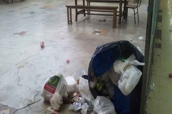 Sala de aula do Centro de Ensino Médio Elefante Branco (Cemeb)