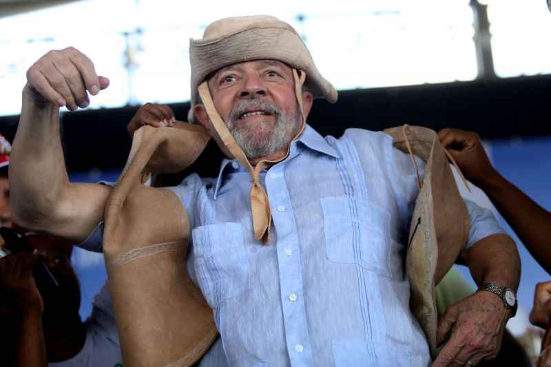 Lula iniciou uma caravana pelo Nordeste