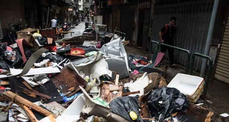 Imagens do tufão Pakhar em Hong Kong