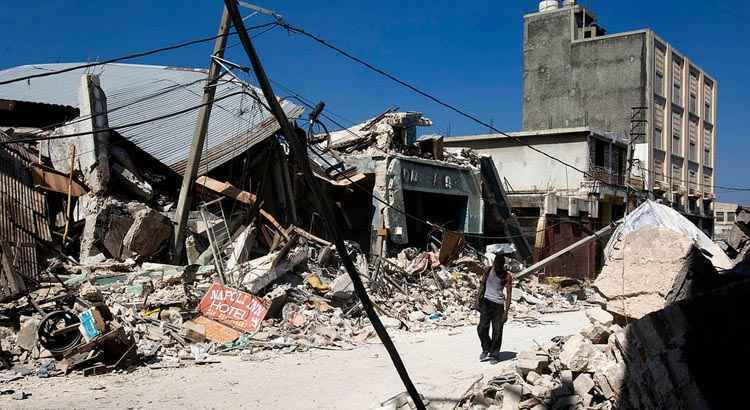 Haiti sofre desde 2010 as consequências de crises políticas, agravadas com terremoto e cólera