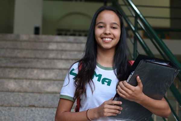 Letícia Borges Moura, 17 anos