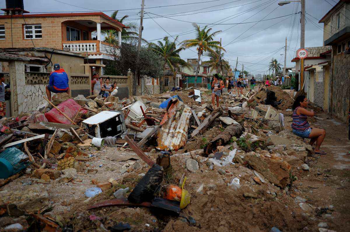 No litoral norte de Cuba, com numerosos balneários e 'keys' (ilhas) paradisíacas, a destruição nas principais praças turísticas cubanas foi consideráveis, mas até o momento não foram registradas vítimas