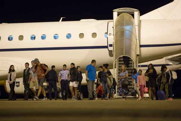 Aeronave pousou em Brasília por volta de 1h30min desta quarta-feira