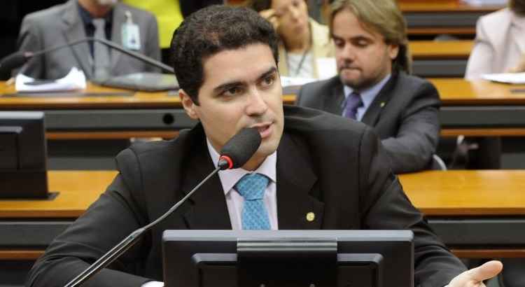 Newton Cardoso Júnior teve seu parecer sobre a matéria aprovado em comissão especial