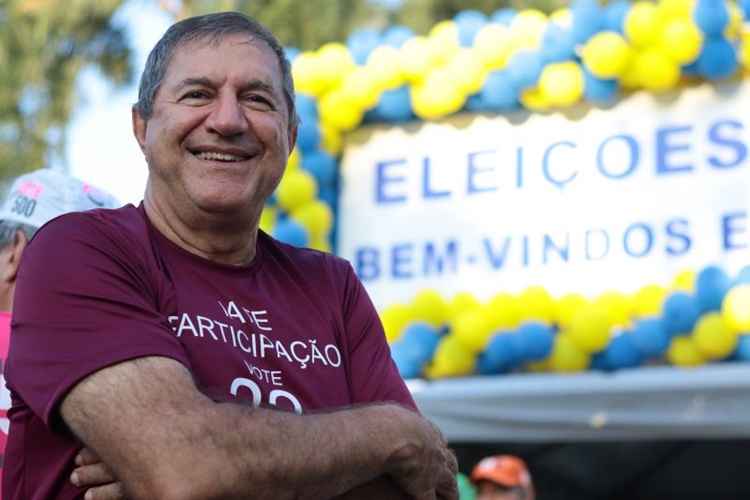 Maurílio Santinello, 67 anos, da chapa Iate Participação (22)