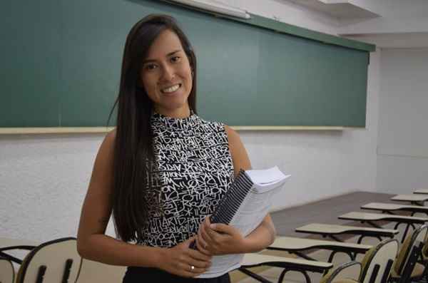 Hoje e no próximo domingo, milhares de jovens farão a maior prova de acesso ao ensino superior do Brasil. Exame movimenta 6,7 milhões de candidatos por todo o país. STF definiu que desrespeitar direitos humanos não vai zerar a redação