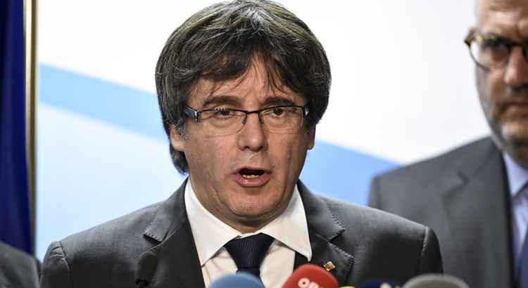 O chefe de governo da Catalunha, Carles Puigdemont