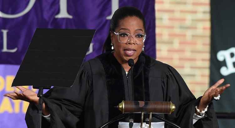 Um americano em cada dois disse que votaria em Oprah, se a eleição presidencial acontecesse agora - contra 39% em Trump