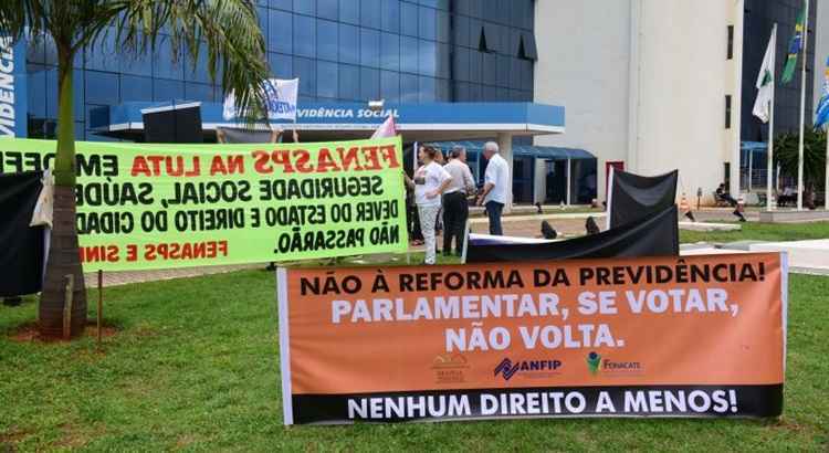 31% defendem que o próximo presidente deve paralisar a reforma