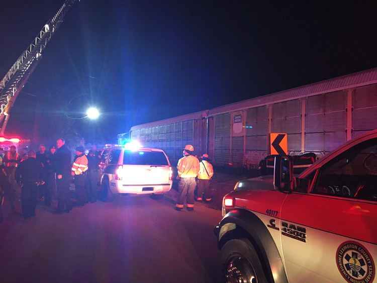 O trem de passageiros, que viajava de Nova York para Miami, chocou-se contra um trem de carga e descarrilou em Cayce, perto da cidade de Columbia