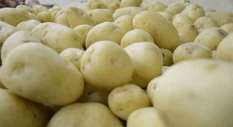 A ligeira alta dos preços também se deve ao aumento da oferta de alguns alimentos, como a batata inglesa