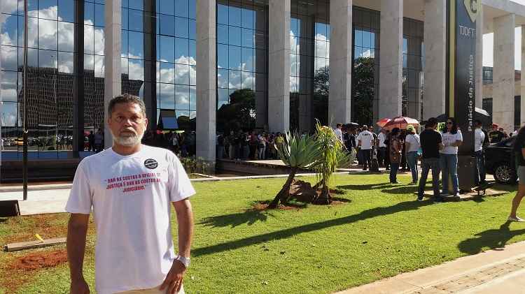 O oficial de justiça Frederico Ferraz