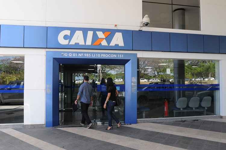 Fachada do banco Caixa