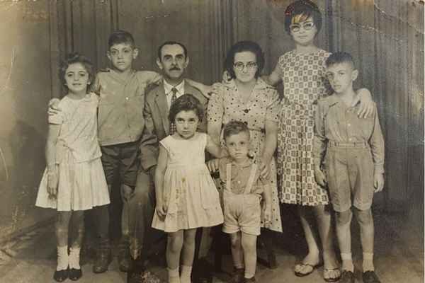 Retrato da primeira e da segunda gerações, em Catalão (GO)