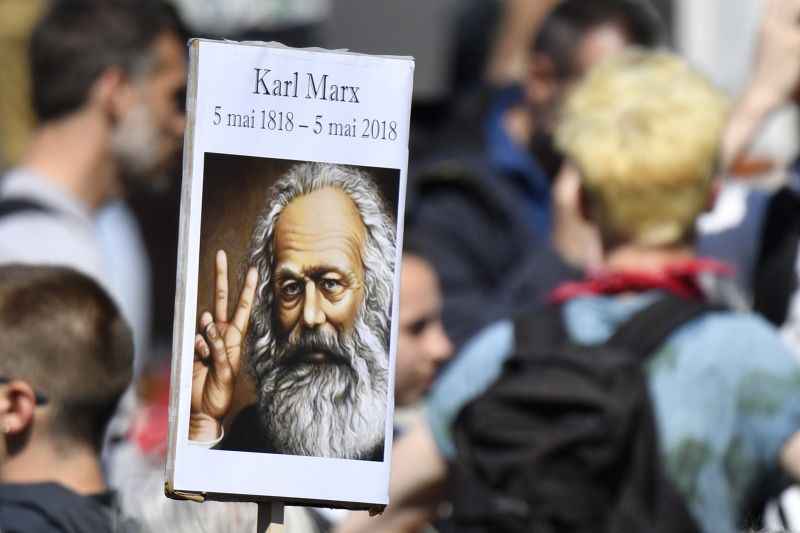 Divisão sobre Marx ressurge na Alemanha no bicentenário de seu nascimento