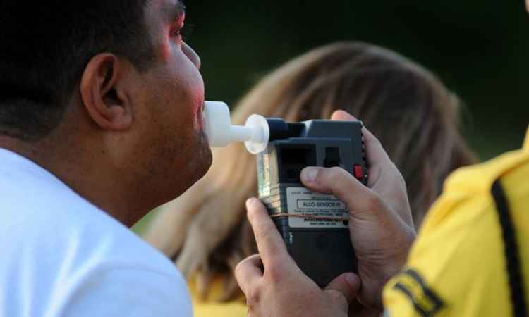 Três condutores foram presos por ingestão alcoólica de valor superior a 0,33mg/L