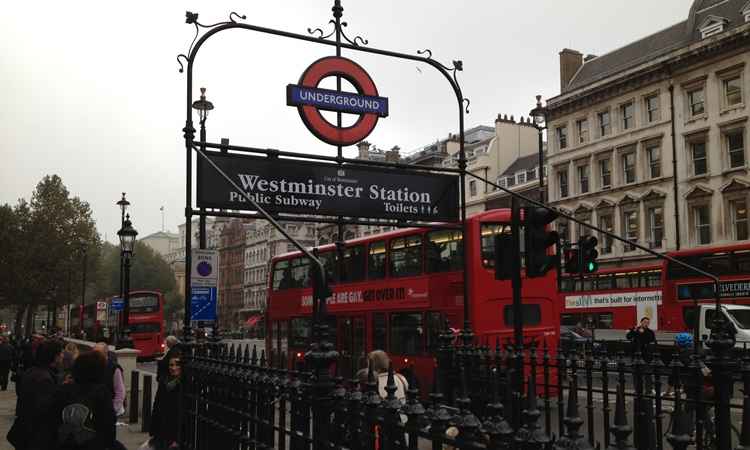 estação do metro de londres