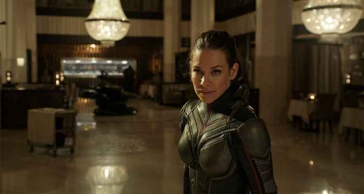 Atriz que interpreta a Vespa compara 'Vingadores 4' com a série 'Lost'