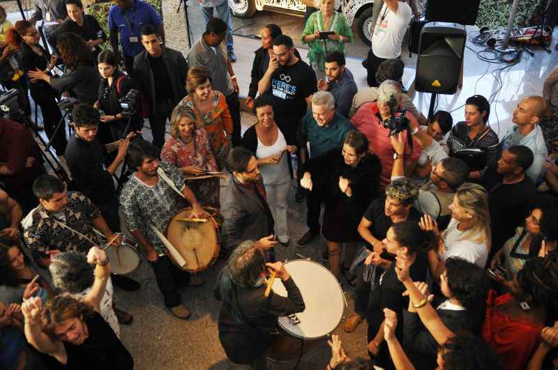 Performances artísticas e exposições marcaram a reinauguração