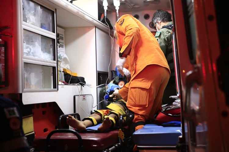 Criança foi transportada ao Hospital de Base na aeronave do Corpo de Bombeiros