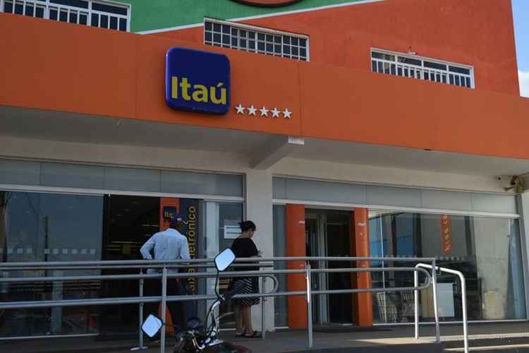 Itaú oferece 150 vagas para trainees