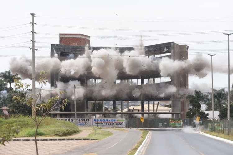 Edificação desabou em outubro de 2017, matando um engenheiro. Outros funcionários que trabalhavam no momento saíram ilesos