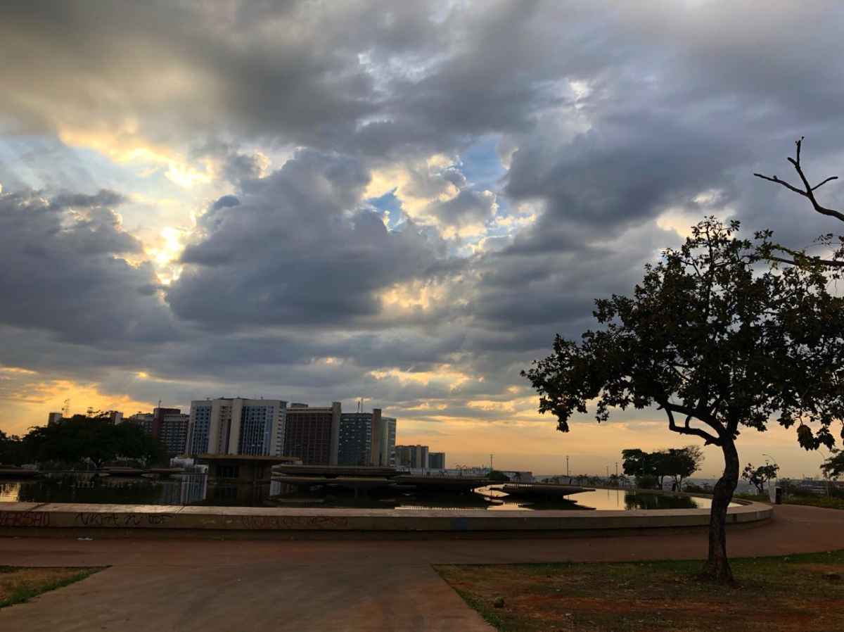 Céu nublado pode amenizar o calor de 32ºC