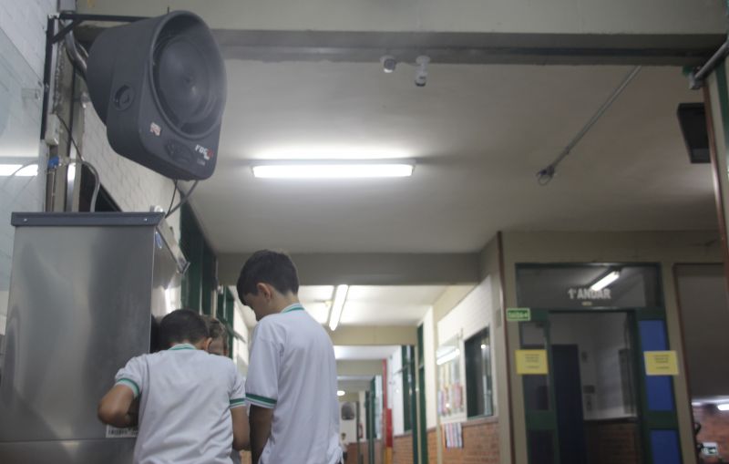 Direção de escola no Sudoeste recorreu a umidificadores de ar