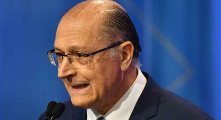 Nos dois dias, por mais de uma vez, Alckmin foi questionado por aliados locais sobre as dificuldades da campanha