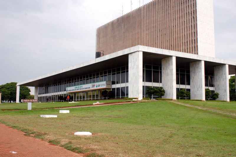 Palácio do Buriti, a sede do Governo do Distrito Federal: debate com principais postulantes