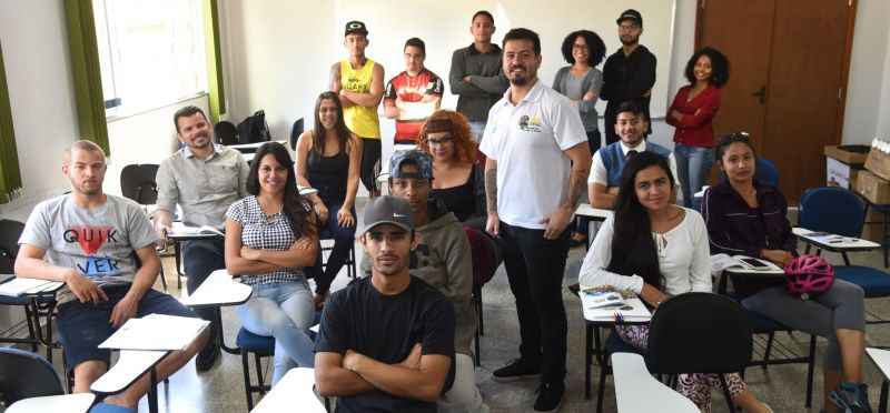 Alunos no Centro da Juventude de Samambaia Norte