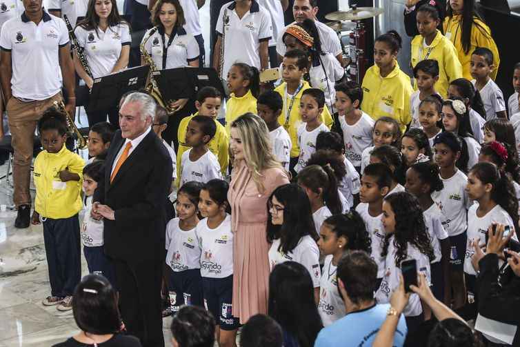 Michel Temer e Marcela Temer participaram da cerimônia comemorativa do Dia Nacional do Voluntário