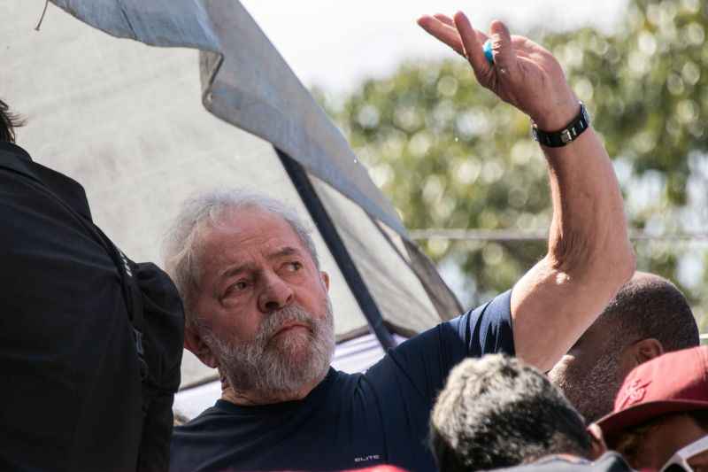 Lula teve a candidatura rejeitada pelo TSE