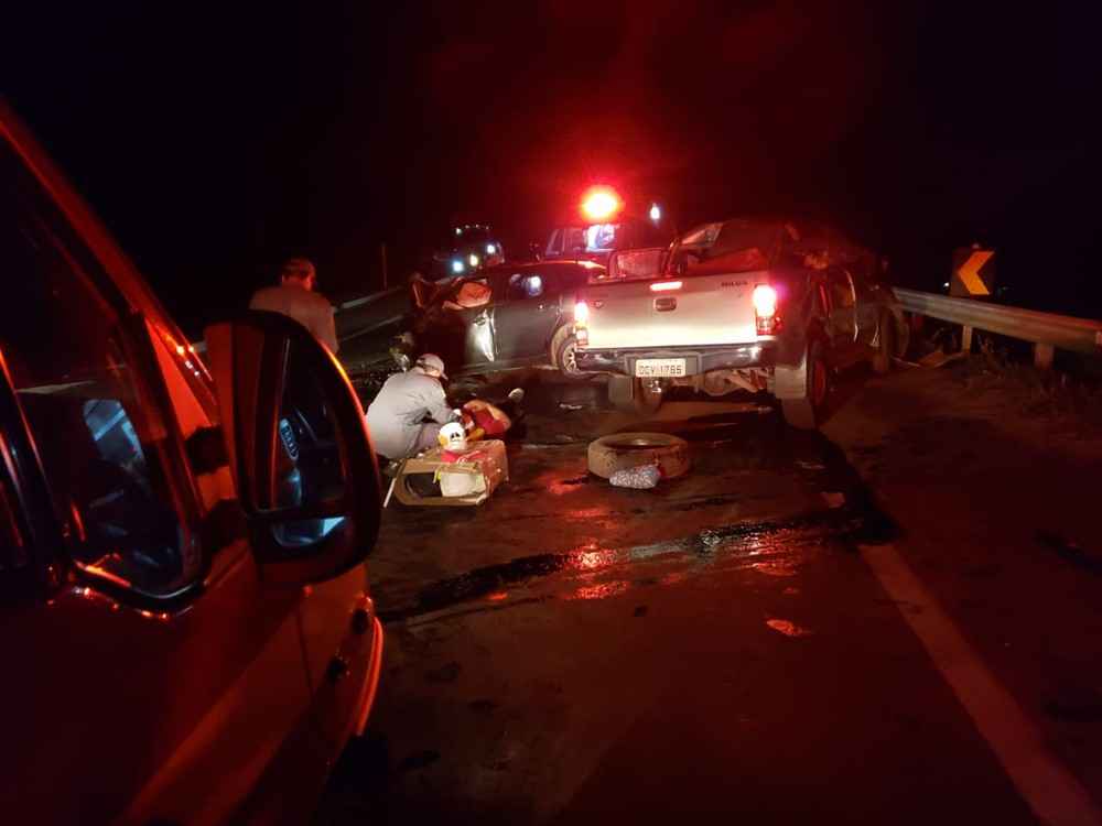 Acidente deixou cinco mortos e três feridos na BR-381