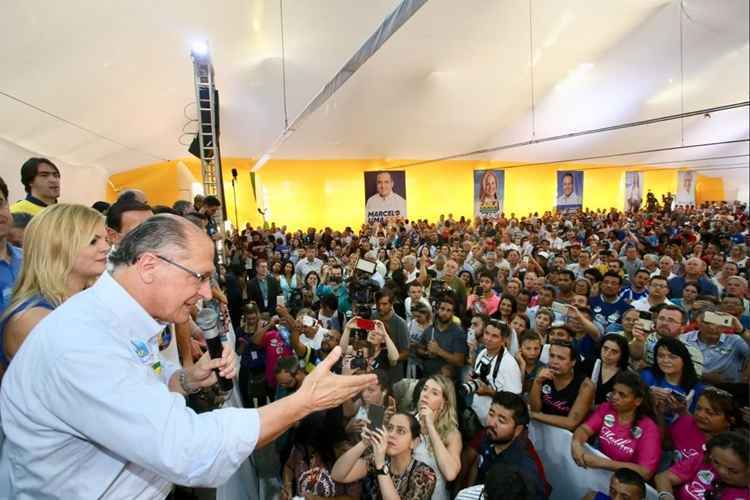 Até a agressão, Alckmin era o que mantinha a linha mais agressiva contra Bolsonaro na TV e no rádio