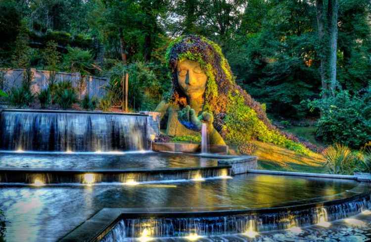 Viajar é uma das formas divertidas de aprender. Seja sobre a cultura do local, seja em visitas a museus e pontos turísticos e belezas naturais, que ganham formatos em jardins e encantam turistas